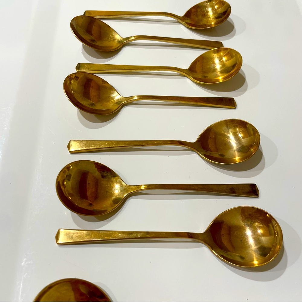 Vintage Dirigold Dirilyte 8 Soup Spoons Goldware Empress Flatware MCM - Picture 6 of 7